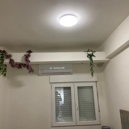 Apartmán Bonito Piso Cerca De Ventas, Madrid Exteriér fotografie